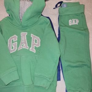 Toddler size 3 sweat set